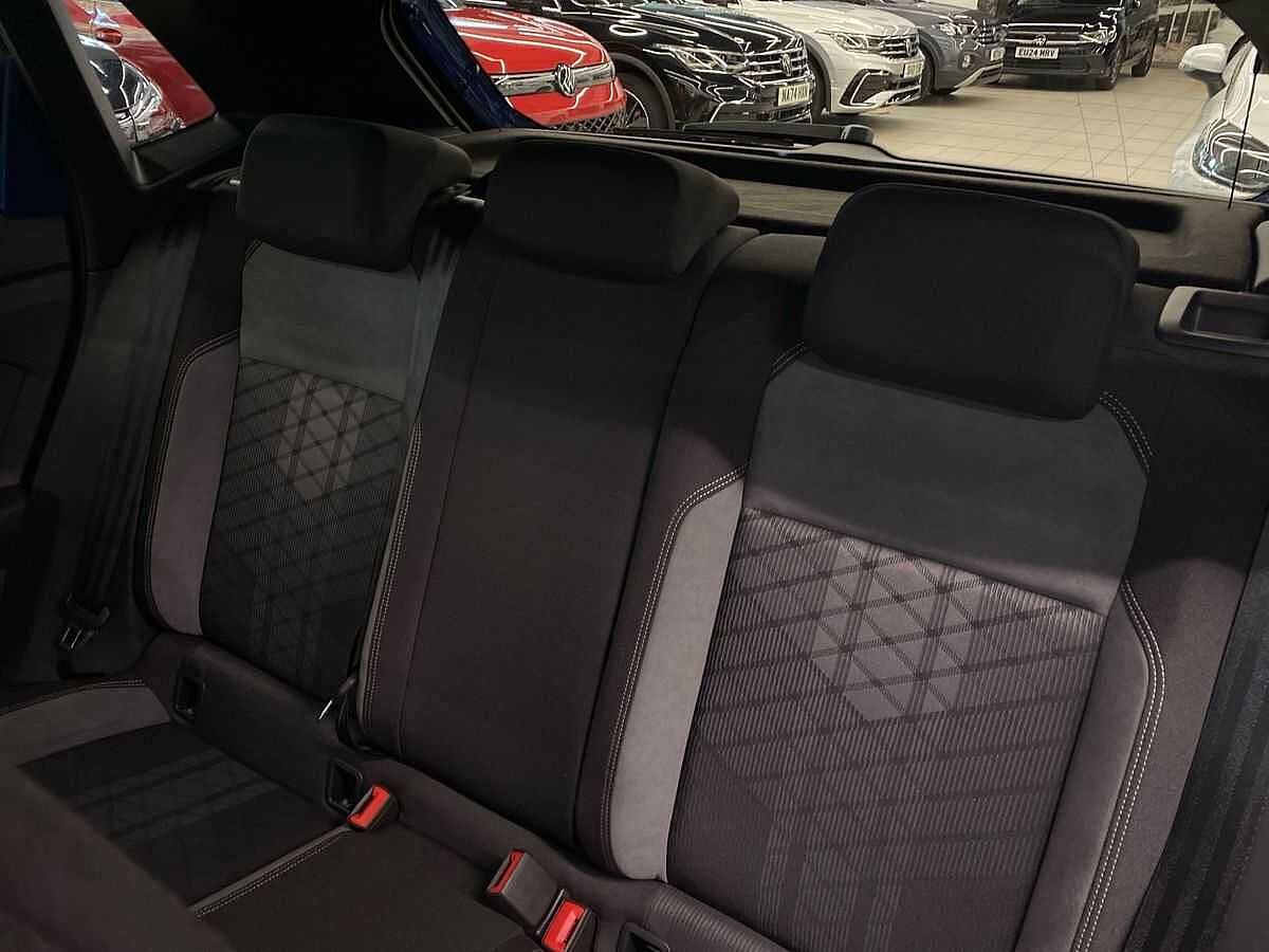 Volkswagen Polo MK6 Facelift 1.0 TSI (110ps) R-Line DSG