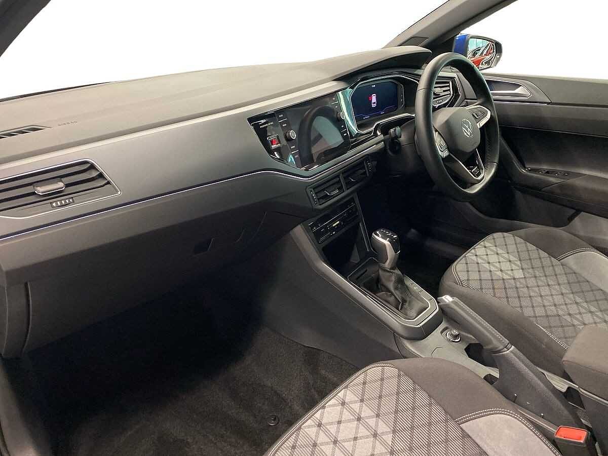 Volkswagen Polo MK6 Facelift 1.0 TSI (110ps) R-Line DSG